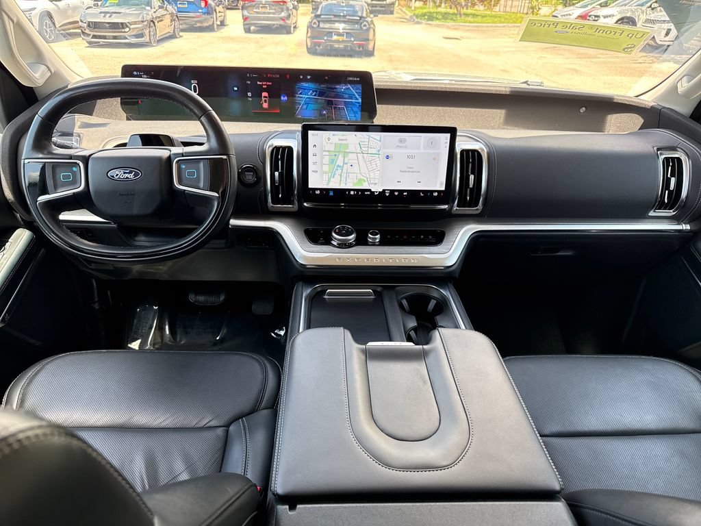 Certified 2025 Ford Expedition Max Platinum AWD/4WD image 7