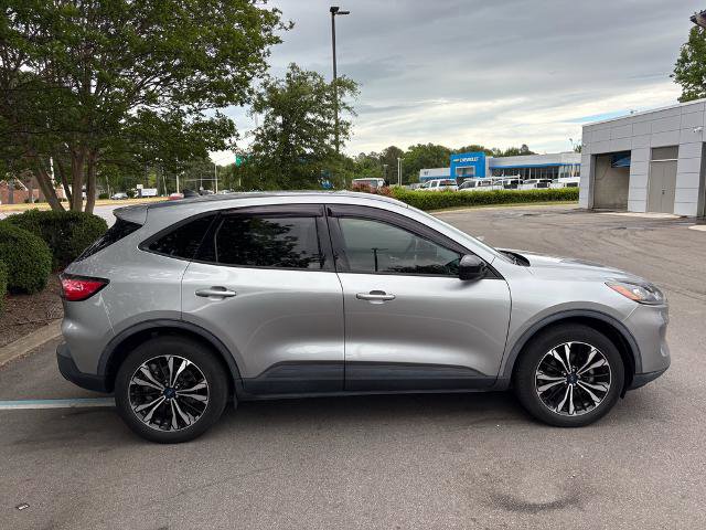 Certified 2021 Ford Escape SE w/ SE Sport Appearance Package AWD/4WD image 4