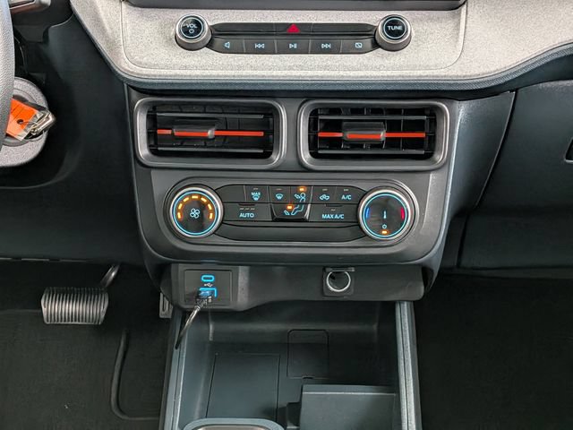 Certified 2024 Ford Maverick XLT FWD image 27