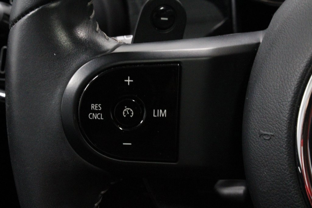 Used 2023 MINI Cooper S image 26