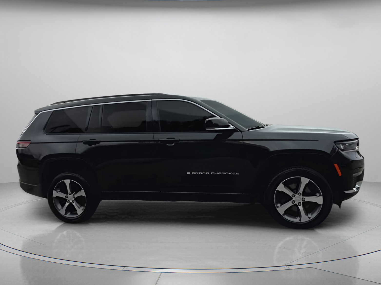 Used 2024 Jeep Grand Cherokee L Limited image 26