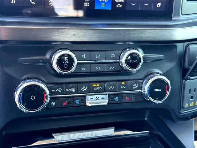 Certified 2023 Ford F250 Lariat w/ Lariat Ultimate Package image 19