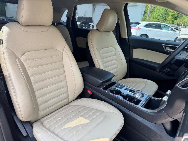 Certified 2023 Ford Edge SEL w/ Convenience Package AWD/4WD image 10