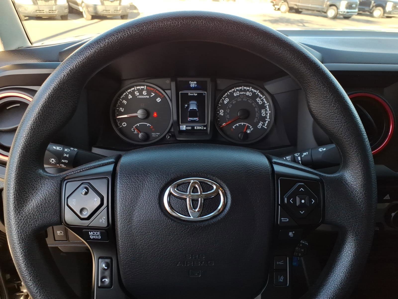 Used 2022 Toyota Tacoma SR image 19