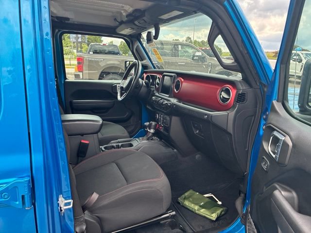 Used 2022 Jeep Wrangler Unlimited Rubicon w/ Cold Weather Group AWD/4WD image 63