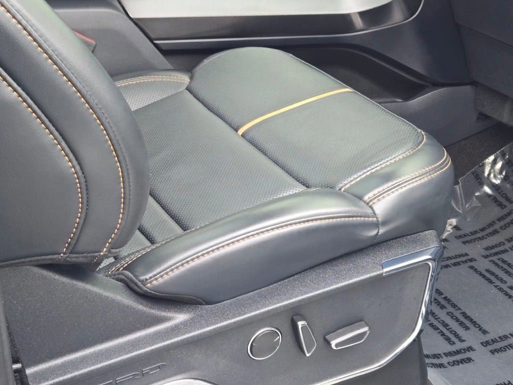 Certified 2022 Ford F150 Platinum w/ Equipment Group 701A High image 9