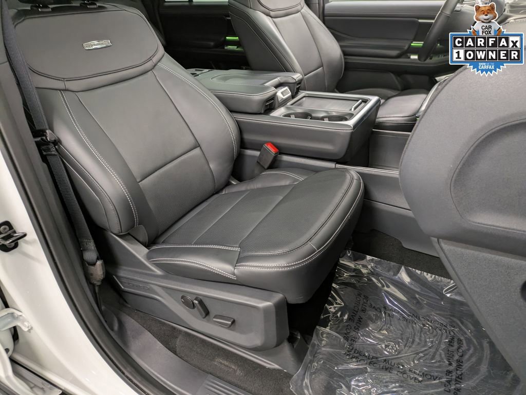 Certified 2025 Ford Expedition Max Platinum w/ Stealth Performance Package AWD/4WD image 32