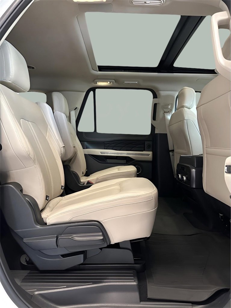 Certified 2024 Ford Expedition Max Platinum image 23