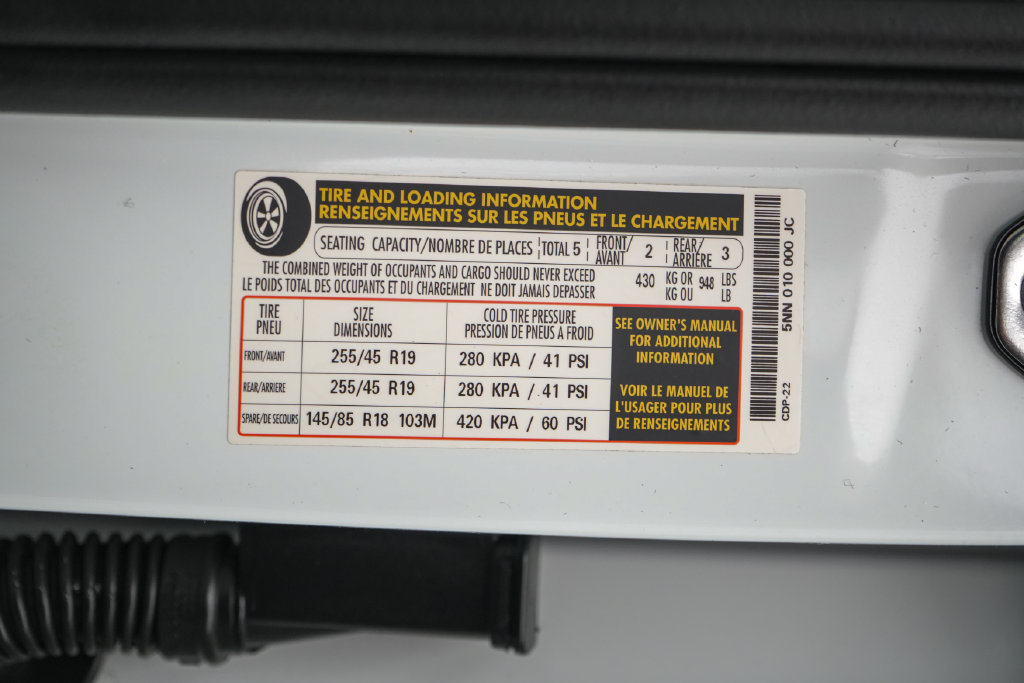 Used 2023 Volkswagen Tiguan SE R-Line AWD/4WD image 29