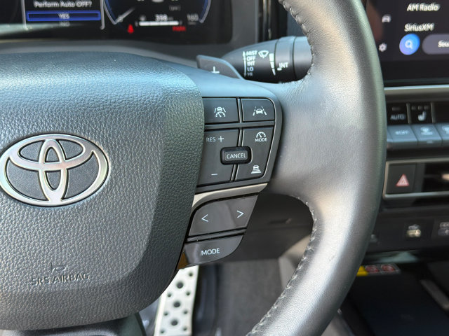 Used 2025 Toyota Camry XSE FWD image 27
