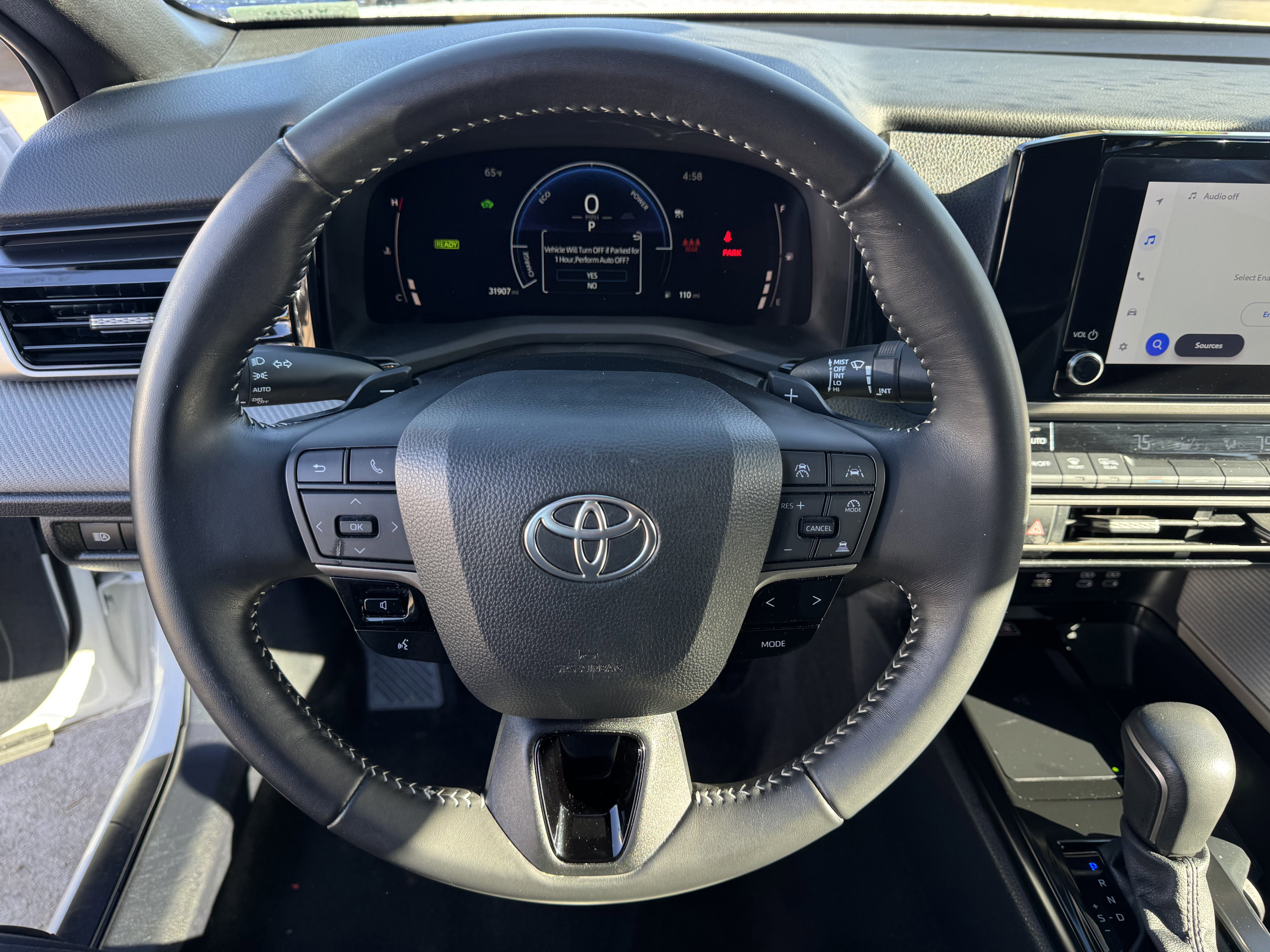 Used 2025 Toyota Camry SE image 16