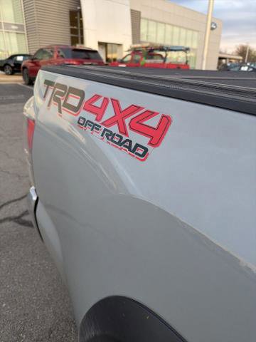 Used 2020 Toyota Tacoma TRD Off-Road image 6