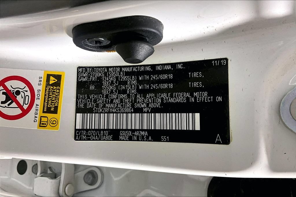 Used 2019 Toyota Highlander XLE FWD image 27