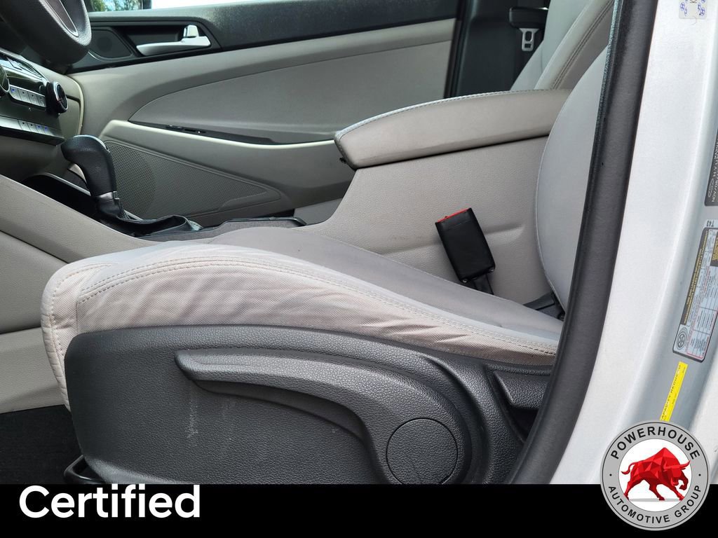 Used 2019 Hyundai Tucson SE image 23