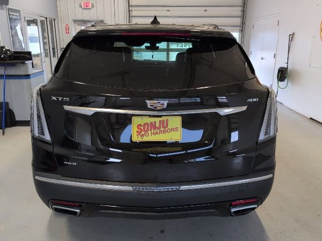 Certified 2023 Cadillac XT5 Sportv w/ Technology Package image 4