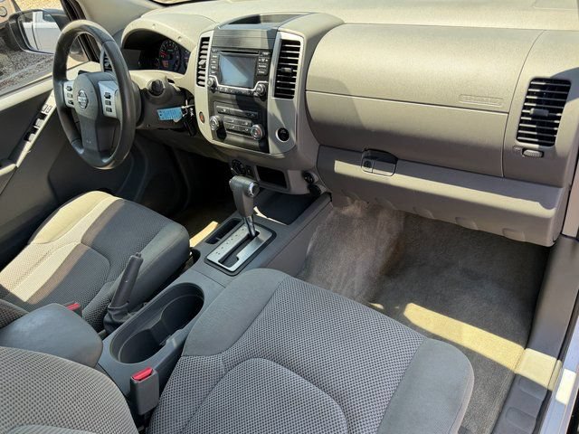 Used 2018 Nissan Frontier SV AWD/4WD image 10