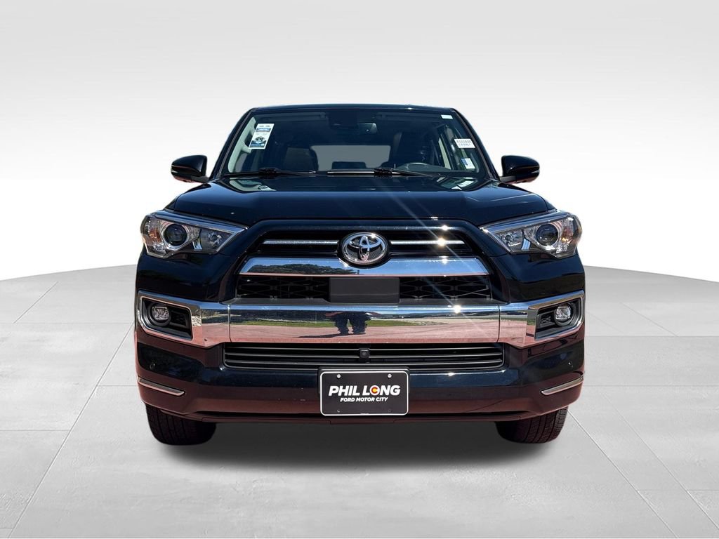 Used 2024 Toyota 4Runner Limited AWD/4WD image 2