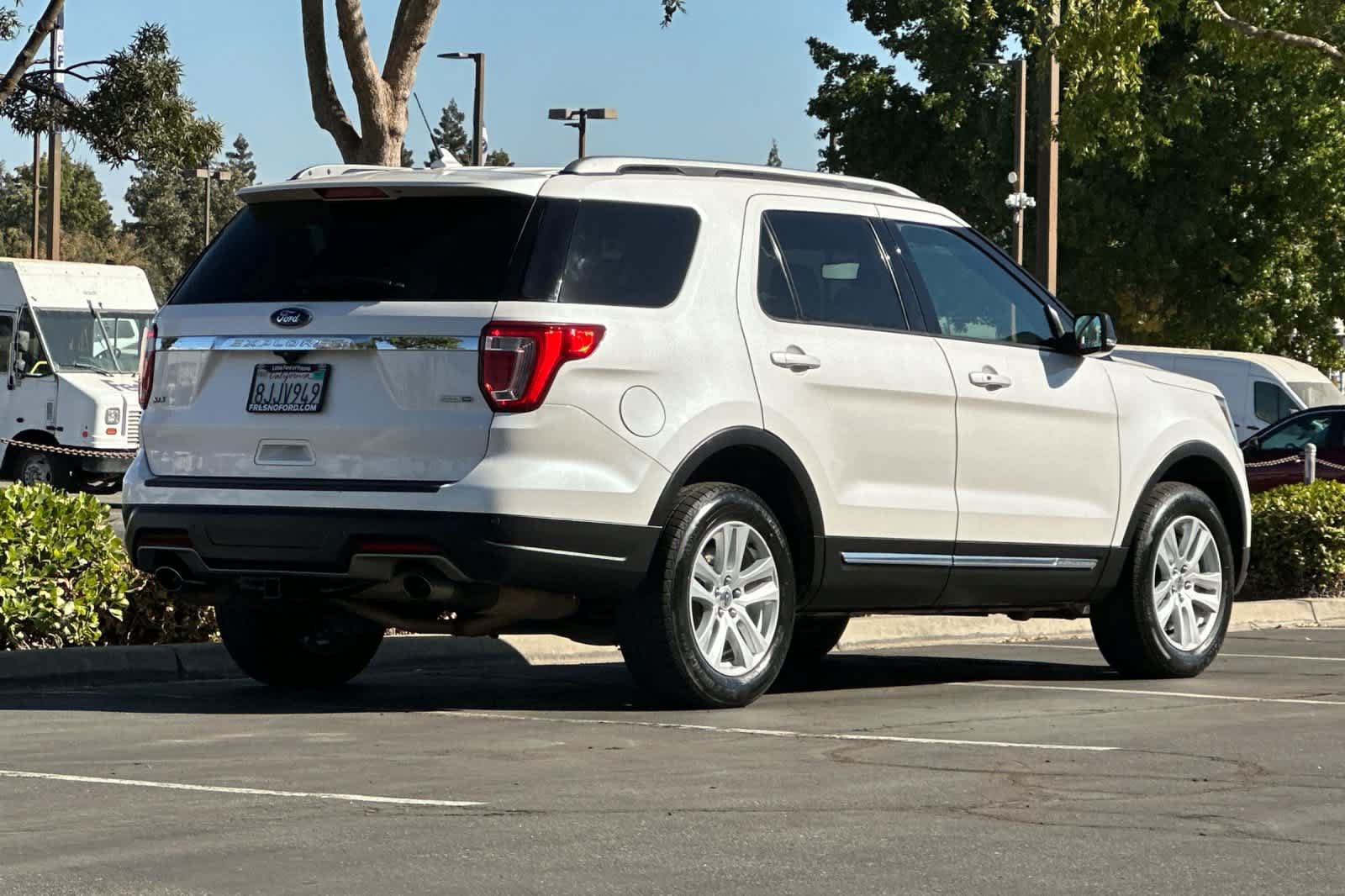 Certified 2019 Ford Explorer XLT w/ Equipment Group 201A AWD/4WD image 2
