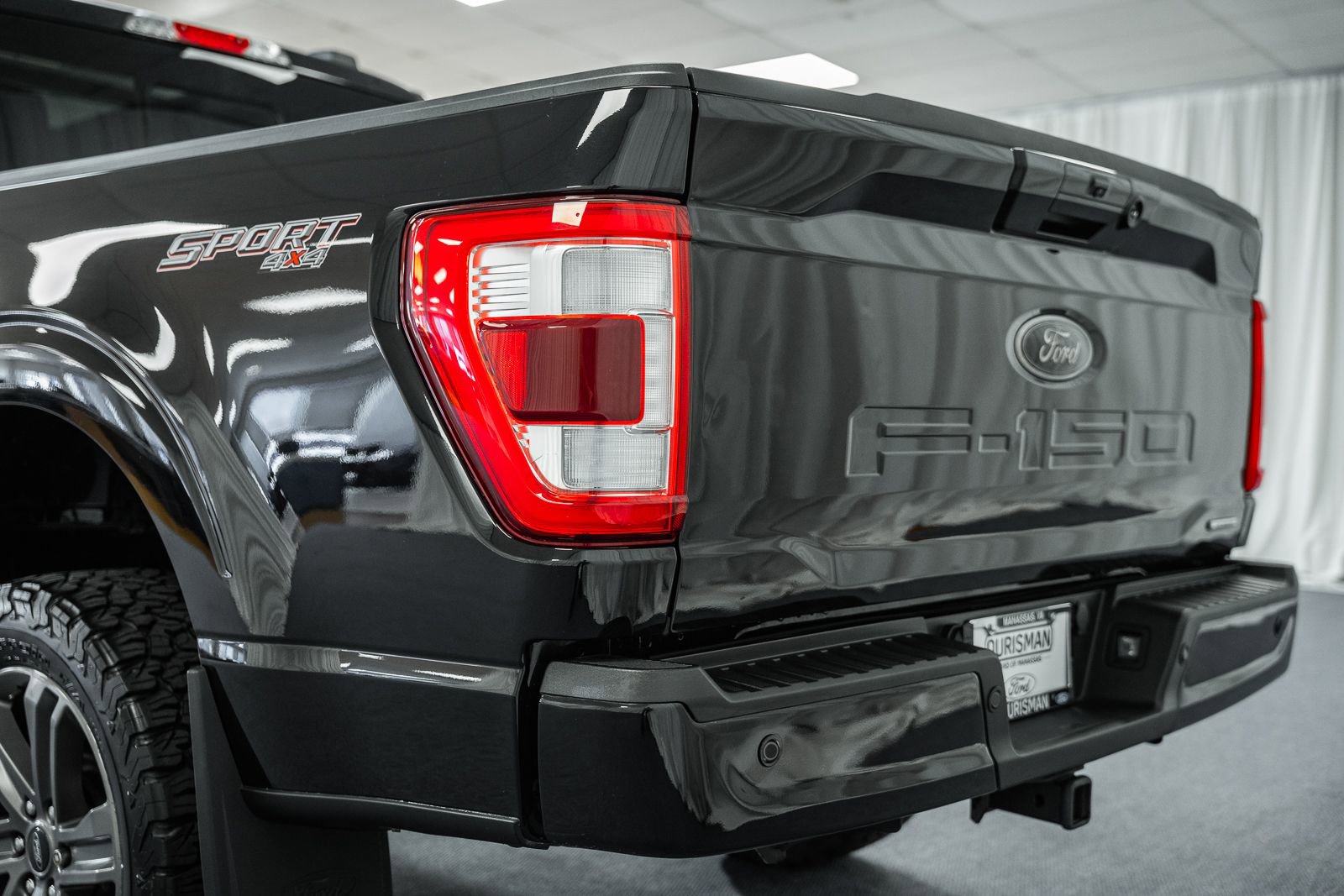 Certified 2023 Ford F150 Lariat image 6