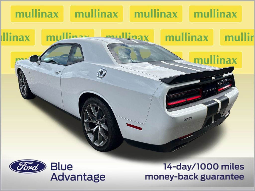 Used 2023 Dodge Challenger GT image 3