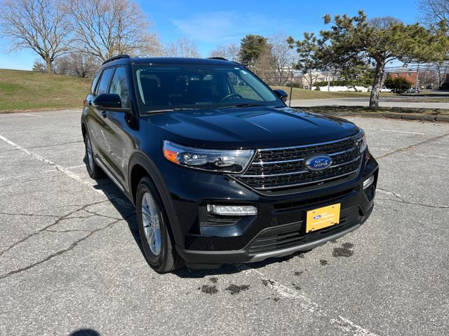 Certified 2023 Ford Explorer XLT w/ Equipment Group 202A image 2