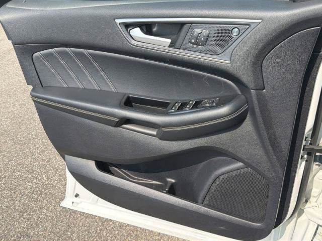Certified 2020 Ford Edge ST w/ Equipment Group 401A AWD/4WD image 30