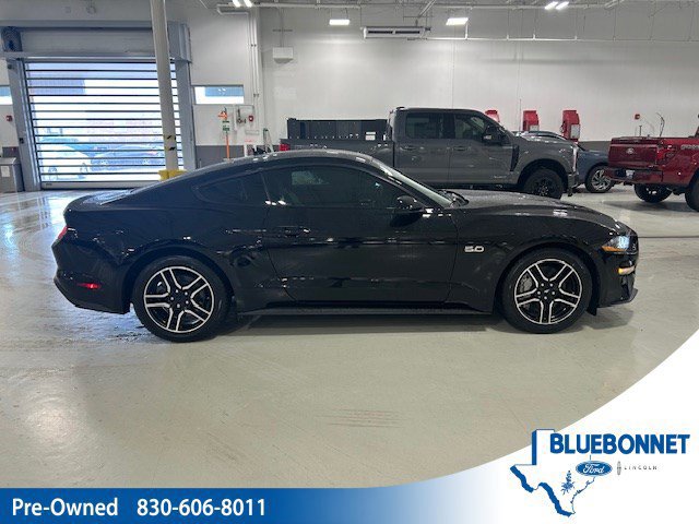 Certified 2022 Ford Mustang GT Premium RWD image 3