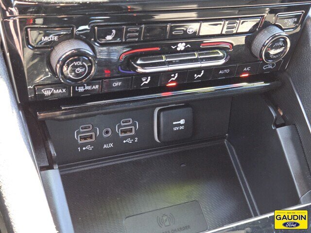 Used 2024 Jeep Grand Cherokee Altitude AWD/4WD image 23