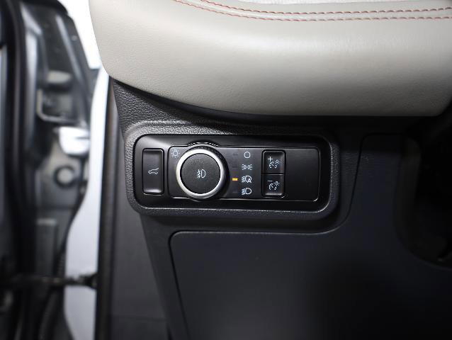 Certified 2025 Ford Explorer Active w/ Active Comfort Package image 10