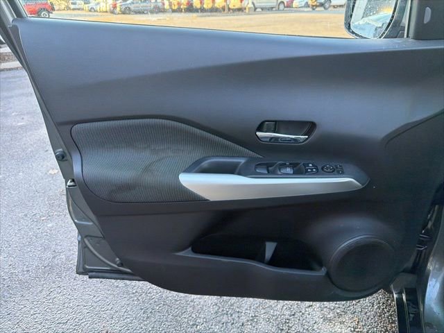 Used 2018 Nissan Kicks SV w/ Exterior Electronics Package image 15