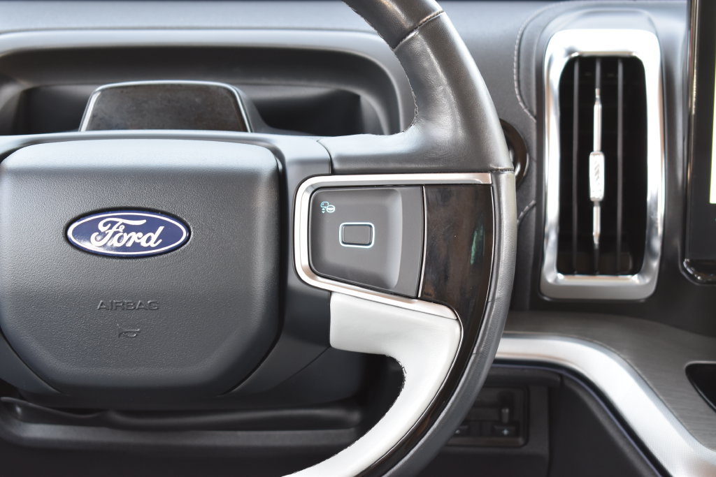 Certified 2025 Ford Expedition Max Platinum AWD/4WD image 18