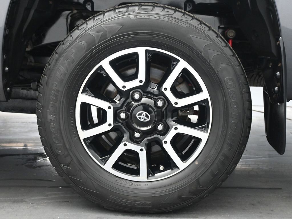 Used 2018 Toyota Tundra SR5 w/ TRD Off Road Package image 24