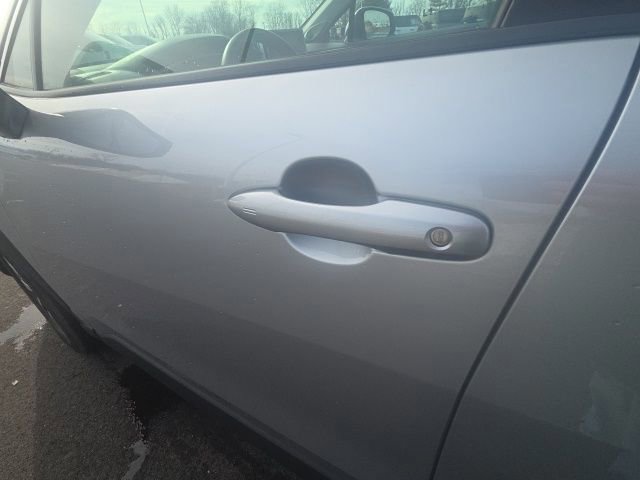 Used 2024 Toyota Corolla Cross XLE w/ Convenience Package image 25