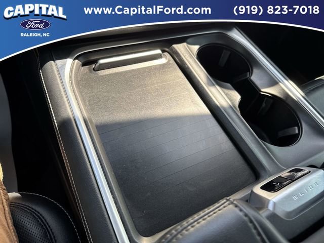 Certified 2025 Ford Expedition Max Platinum image 33