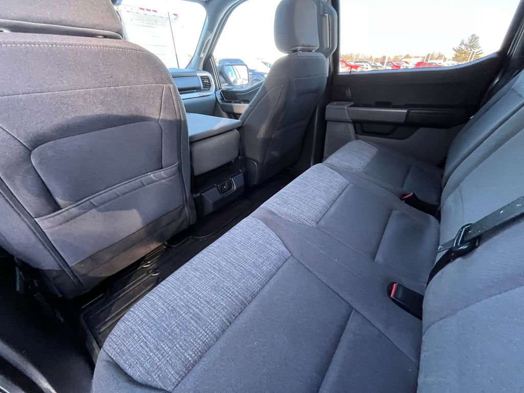 Certified 2022 Ford F150 XLT w/ Equipment Group 302A High image 25