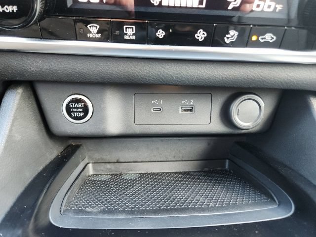 Used 2021 Nissan Rogue SV FWD image 29