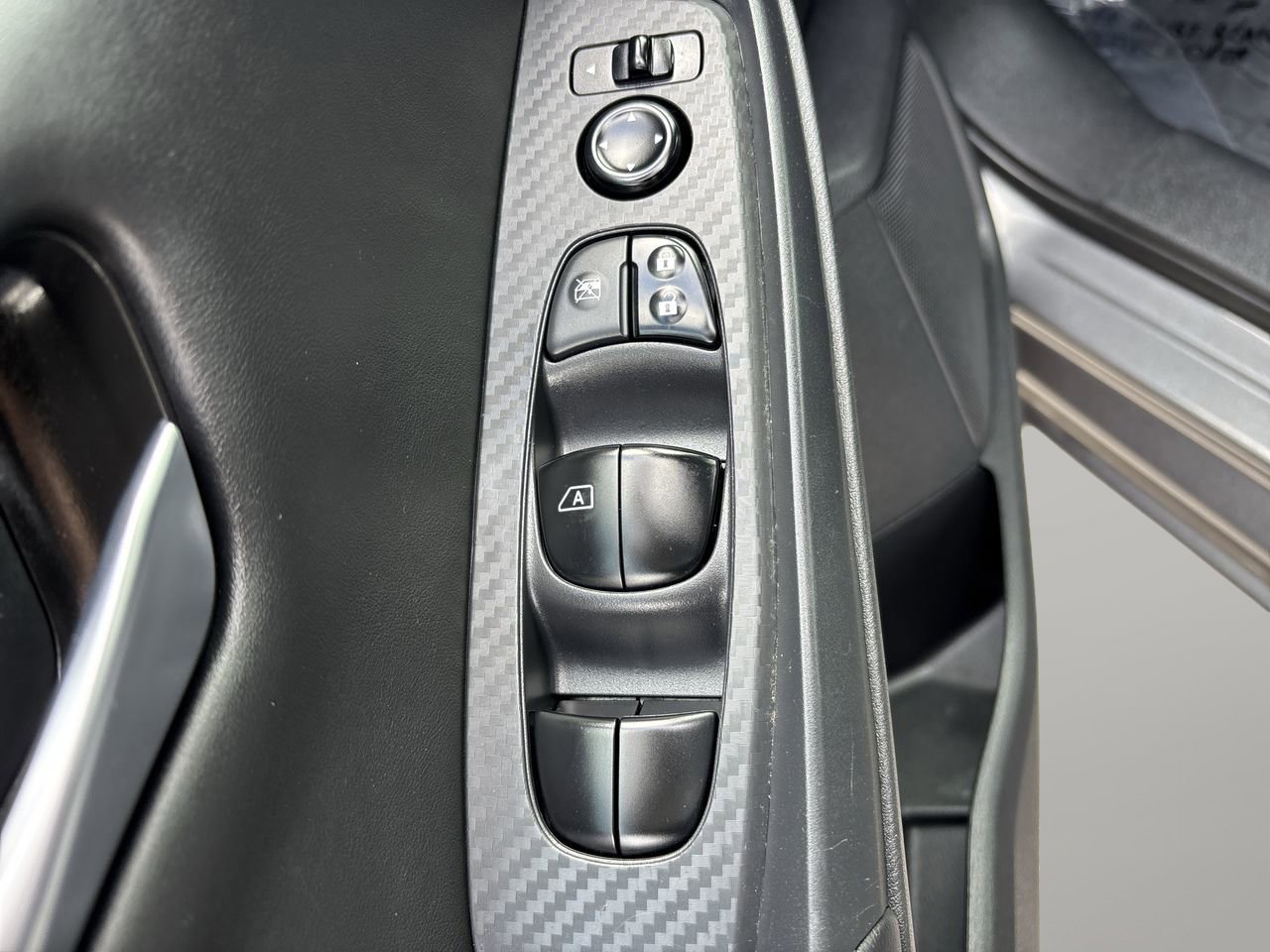 Used 2023 Nissan Sentra S image 23