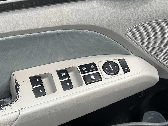 Used 2017 Hyundai Elantra SE FWD image 16