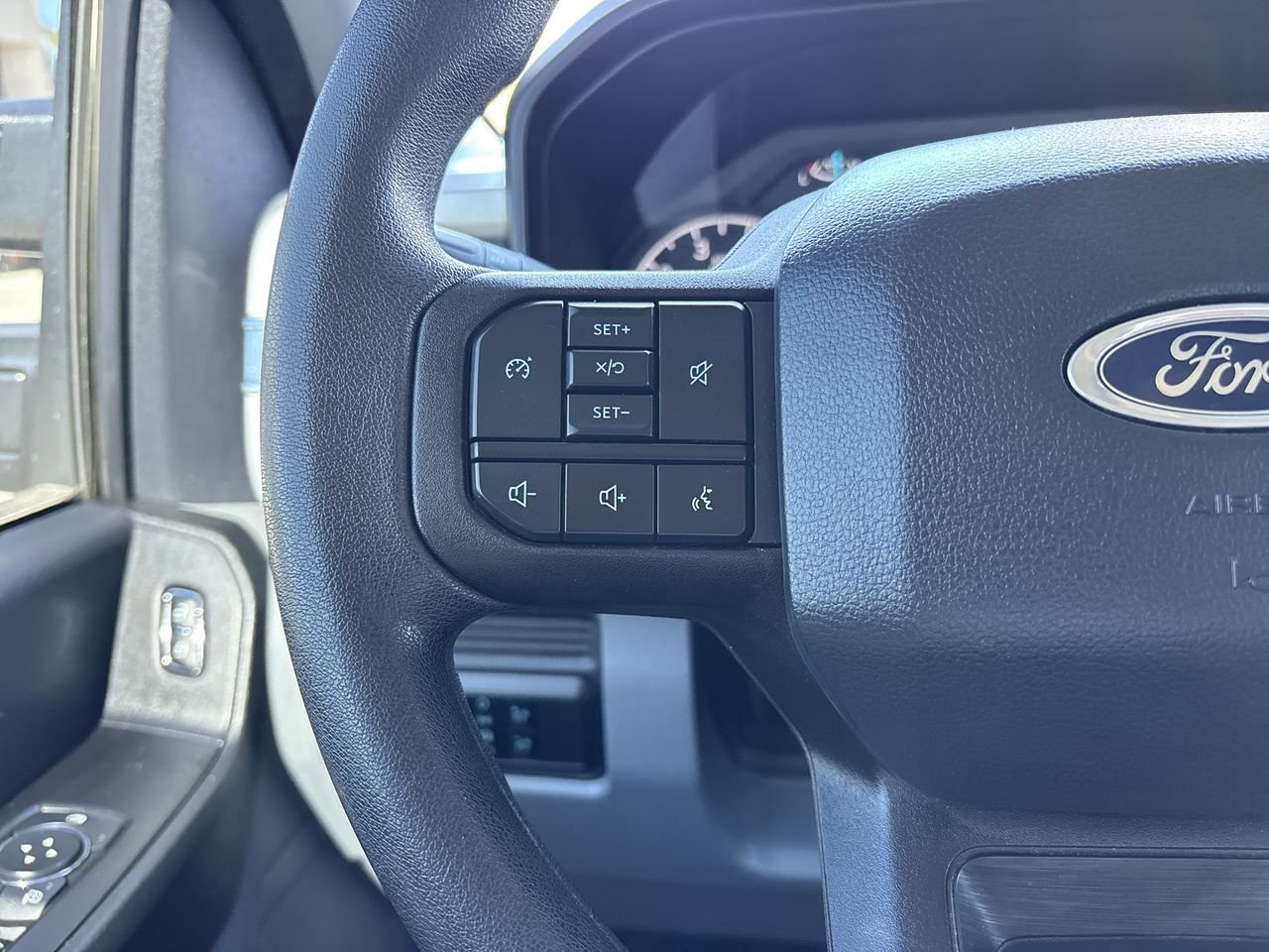 Certified 2024 Ford F250 XL w/ XL Driver Assist Package image 32