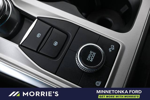 Certified 2023 Ford Explorer XLT w/ Equipment Group 202A AWD/4WD image 32