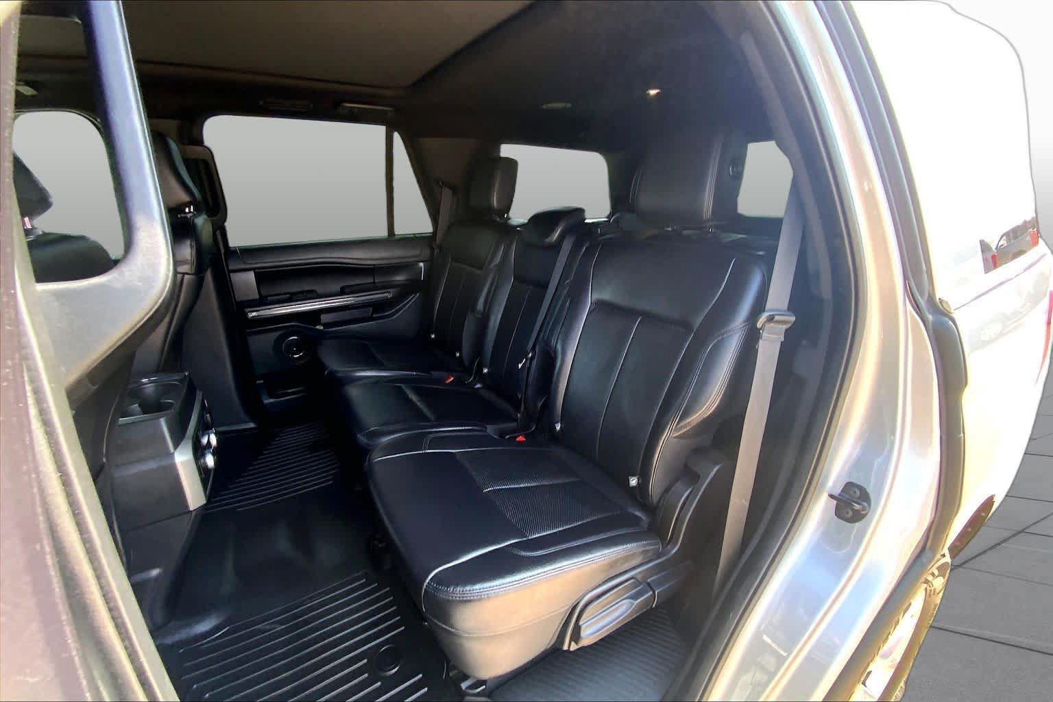 Certified 2020 Ford Expedition XLT w/ Equipment Group 202A AWD/4WD image 21