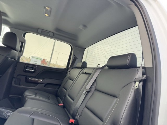 Used 2018 GMC Sierra 1500 SLT w/ SLT Premium Package image 16