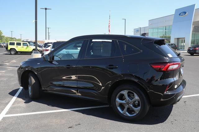 Certified 2023 Ford Escape ST-Line w/ Tech Pack #1 AWD/4WD image 15