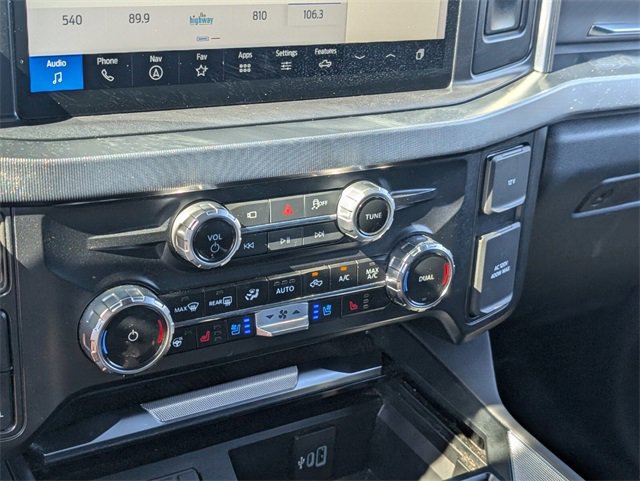 Certified 2025 Ford F450 Platinum w/ FX4 Off-Road Package image 21