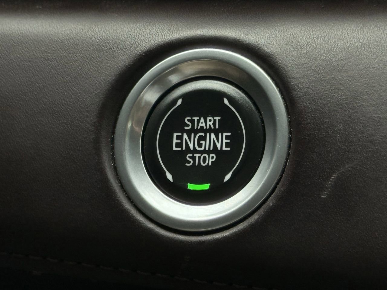 Used 2023 Cadillac Escalade Sport Platinum w/ LPO, ONYX Package image 21