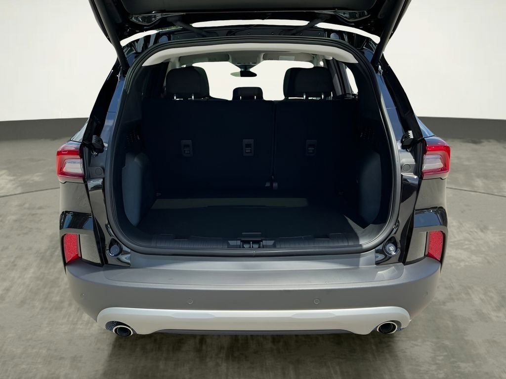 Certified 2025 Ford Escape Active w/ Tech Pack #1 FWD image 35