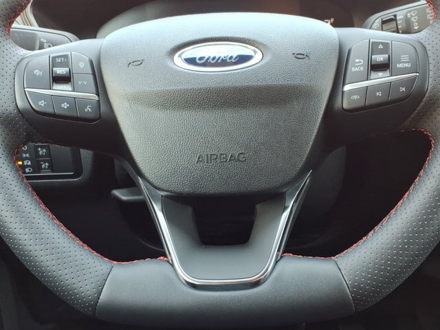 Certified 2024 Ford Escape ST-Line w/ Tech Pack #1 AWD/4WD image 9