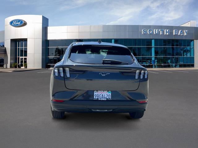 Certified 2022 Ford Mustang Mach-E Select AWD/4WD image 4