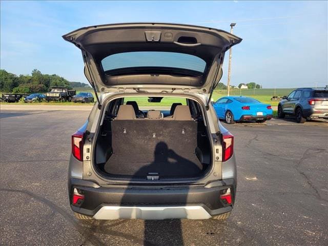 Used 2026 Kia Seltos LX FWD image 7