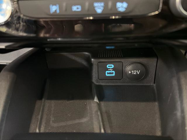 Certified 2023 Ford Escape Platinum FWD image 24